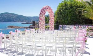 A magnificent flowery arch made by us