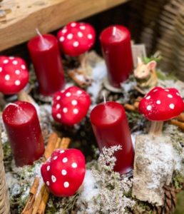 A wreath with mushrooms