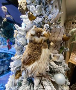 The Christmas tree owl model