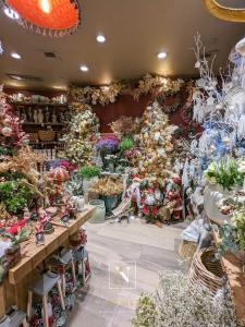 Vue de la boutique Narmino, fleuriste et décorateur à Monaco Monte-Carlo